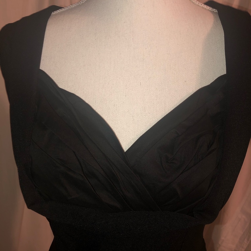 Musol Dress - Picture 6 of 10